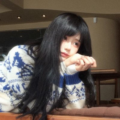 爱上小男人